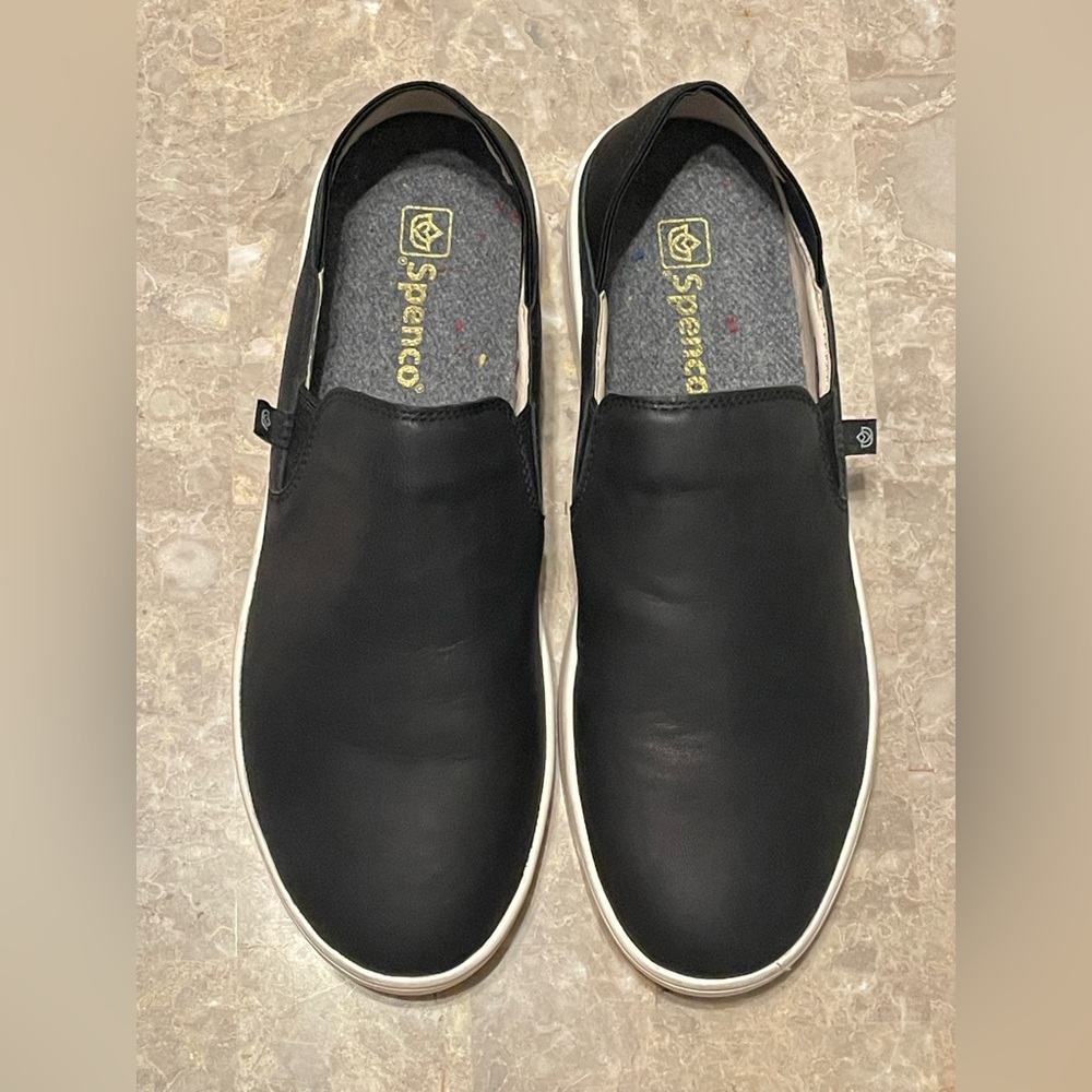 New Mens sz 10D Black leather Spenco slip on ORTHOTIC insole shoes